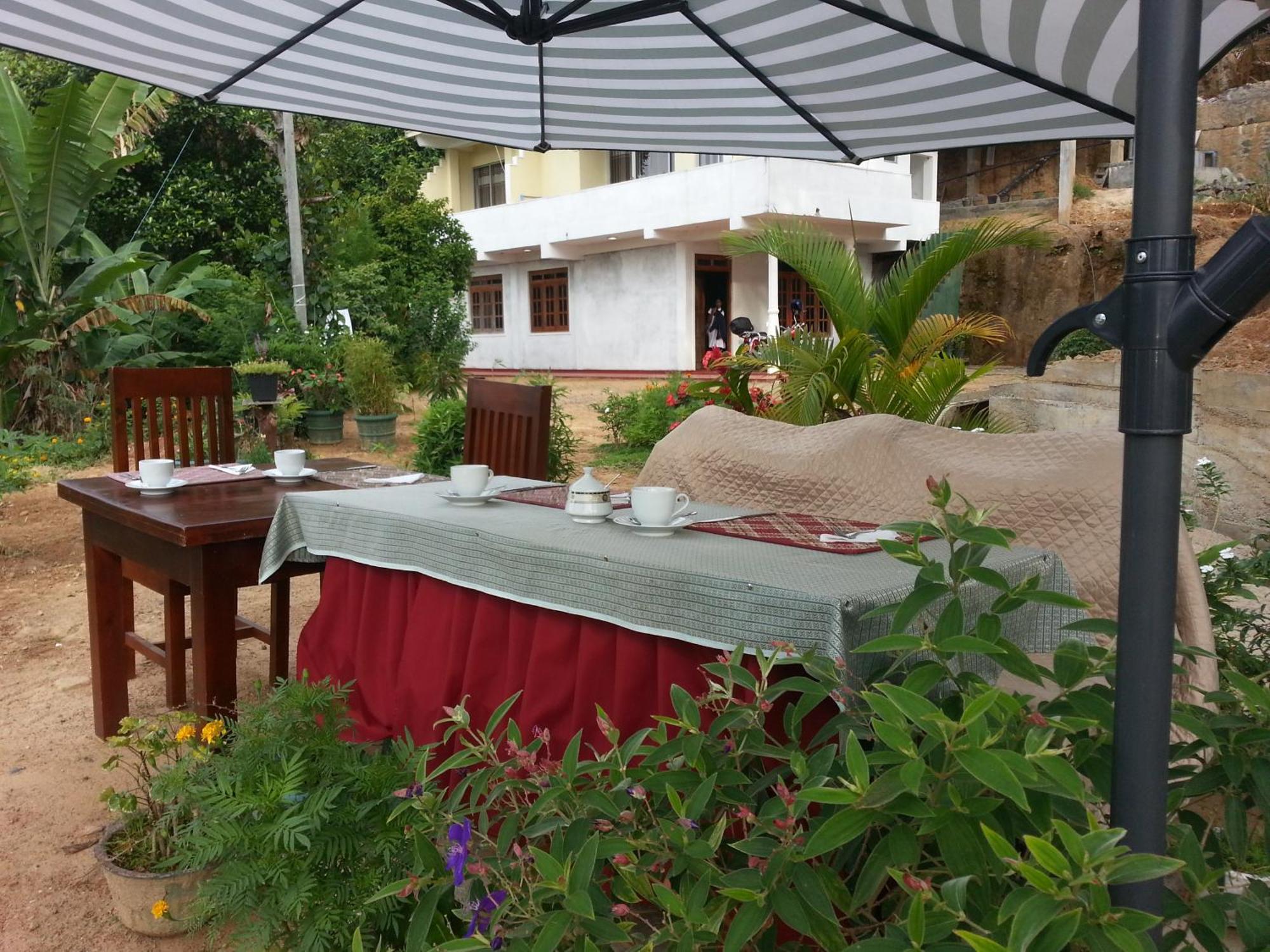 Wow Home Stay Ella Extérieur photo